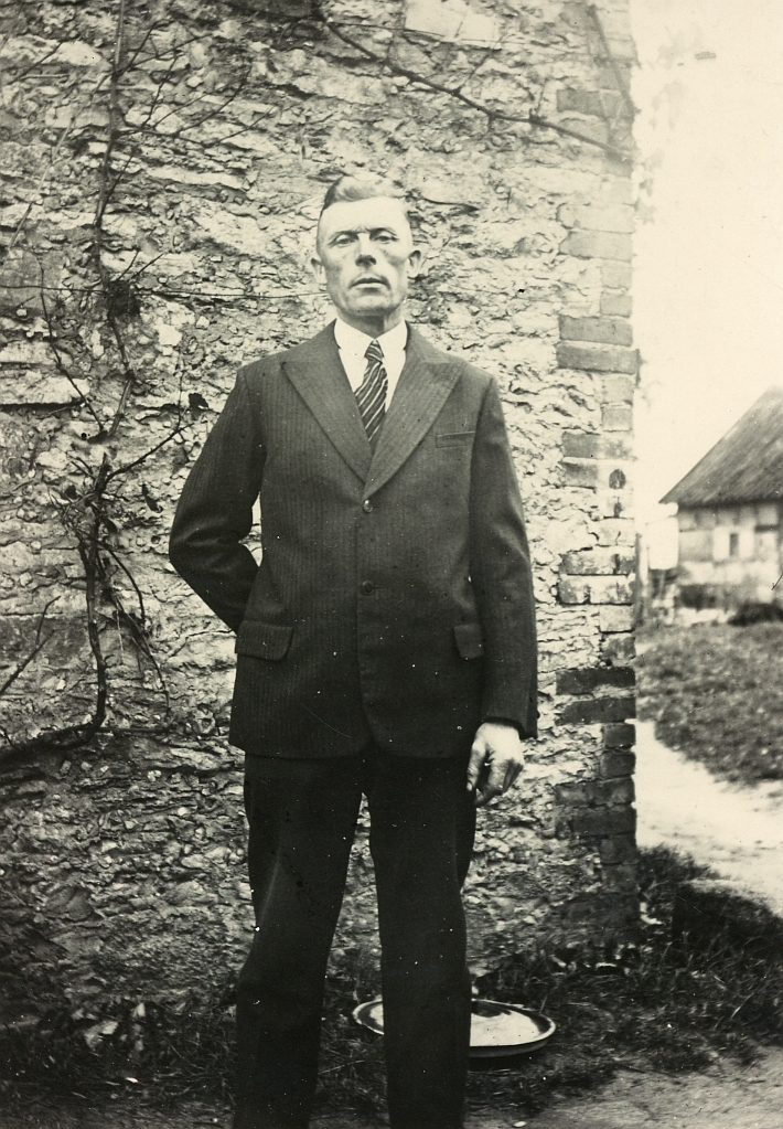 Eduard Höveler, Pivitsheide o. D. (Jehovas Zeugen, Archiv Zentraleuropa)